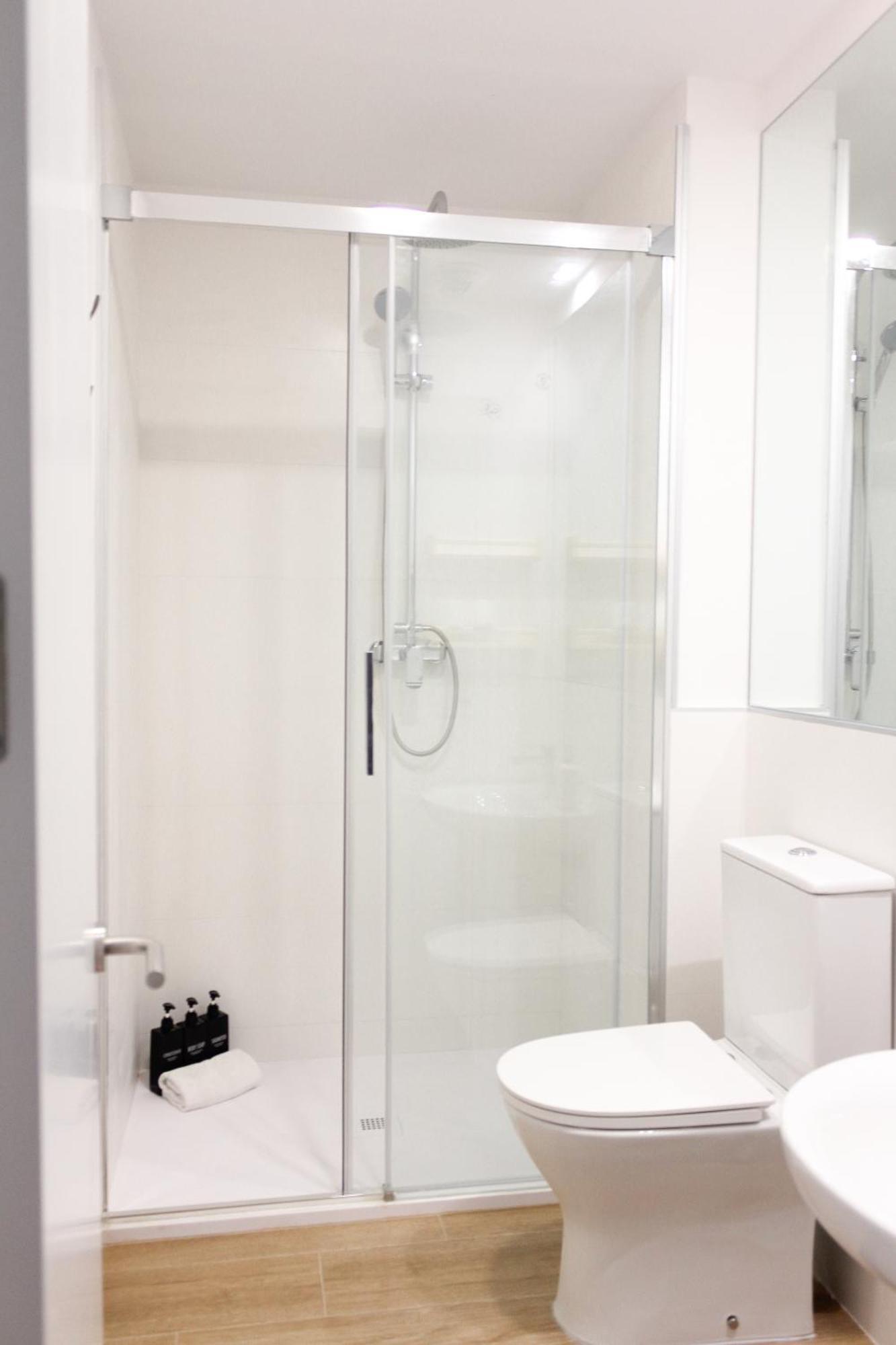 סביליה Monkeys Apartments Miraflores מראה חיצוני תמונה